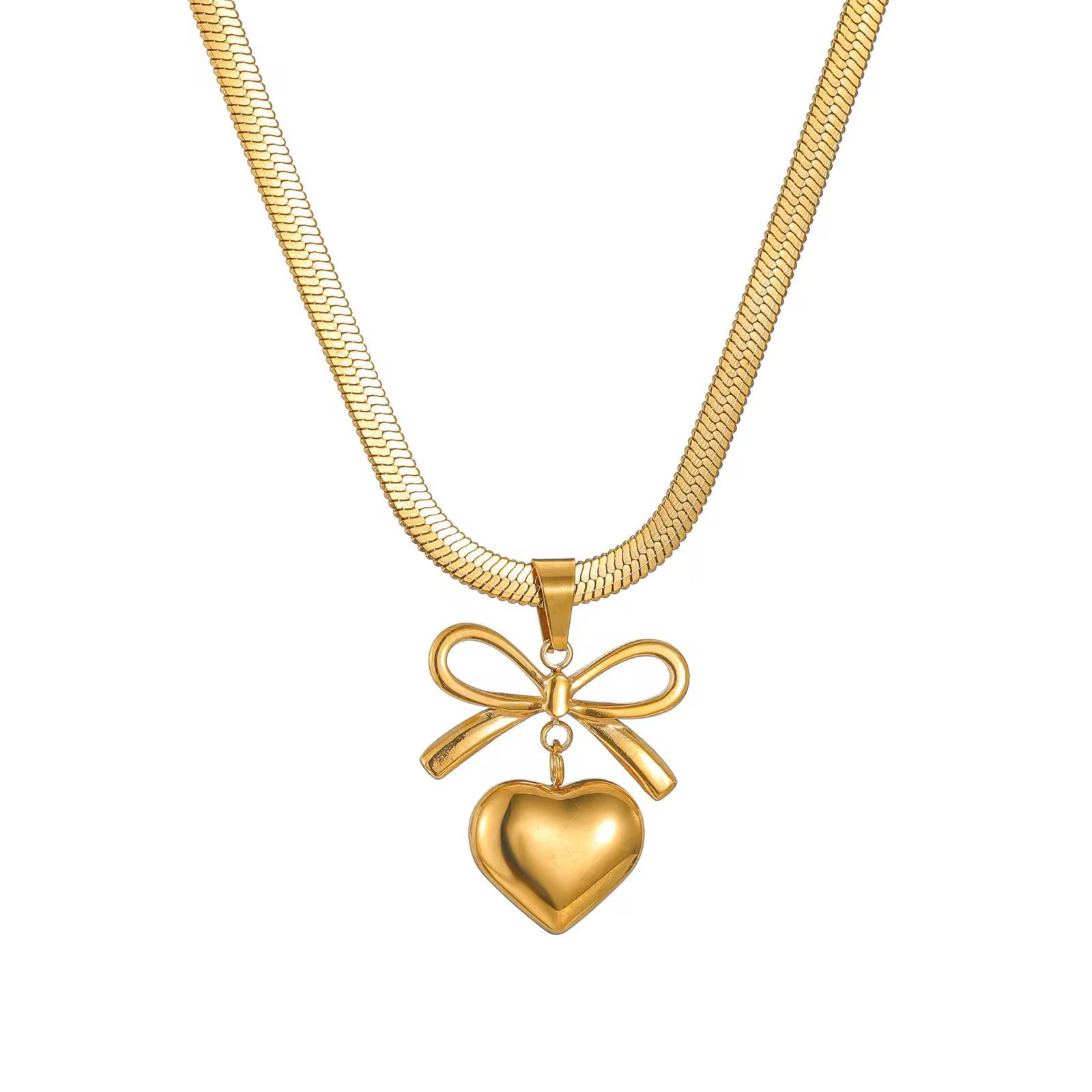 Pretty Heart Shape Gold Plated Pendant with Chain