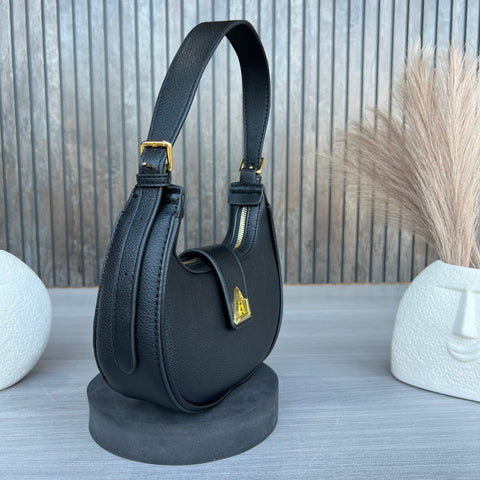 Stylish Ela shoulder cum crossbody sling bag.