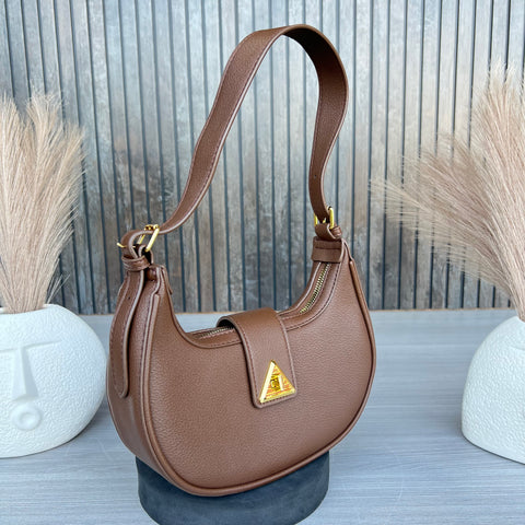 Stylish Ela shoulder cum crossbody sling bag.