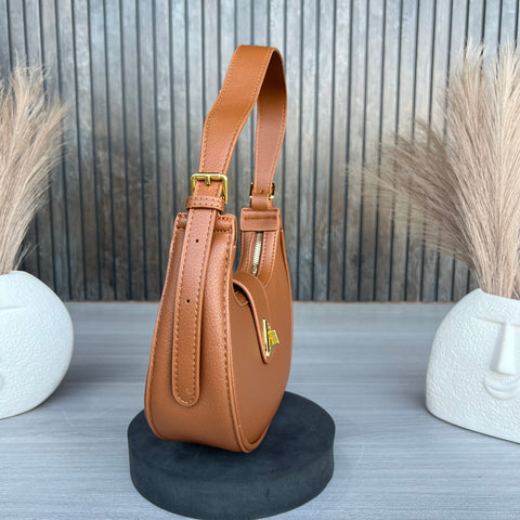 Stylish Ela shoulder cum crossbody sling bag.