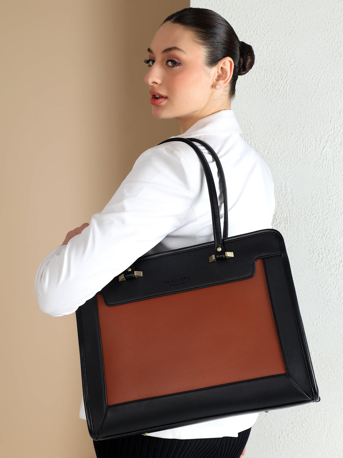 Bossy Regina Work Tote Bag (16"inch)
