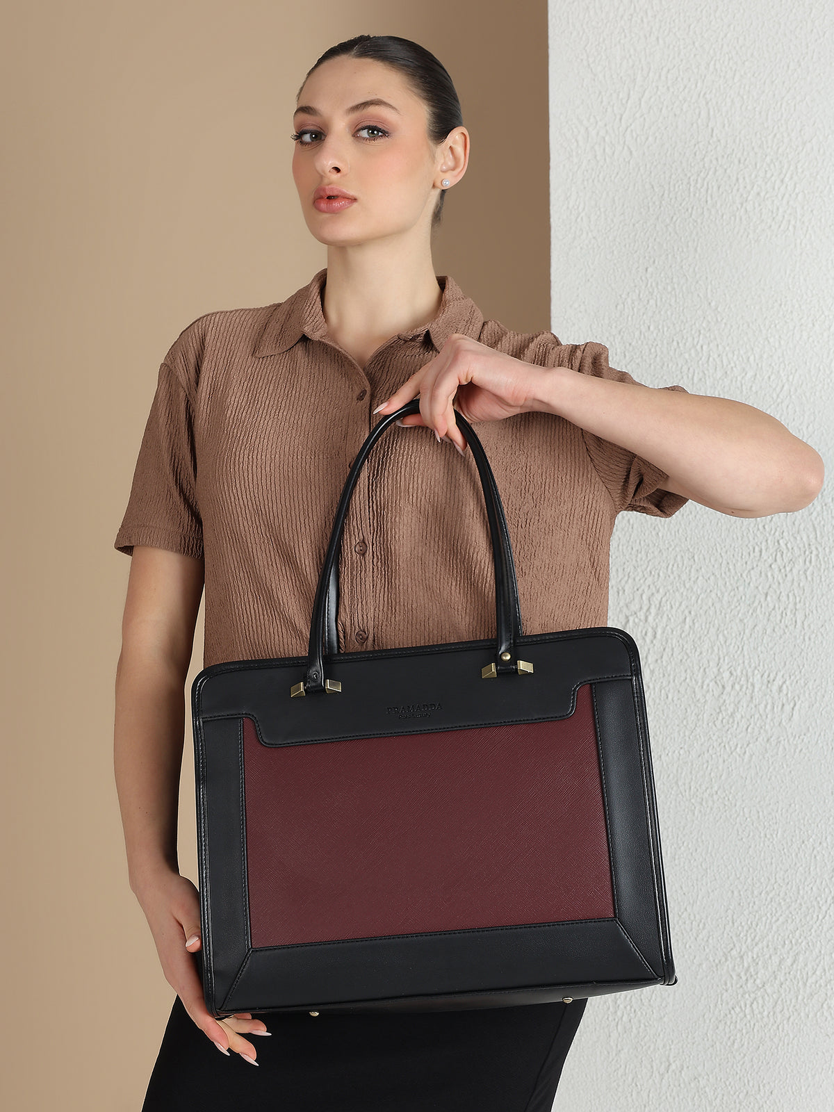 Bossy Regina Work Tote Bag (16"inch)