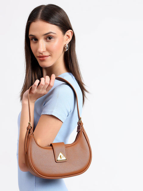 Stylish Ela shoulder cum crossbody sling bag.